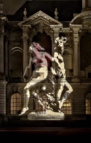 Devant le Palais des Beaux-Arts de Lille (Hauts de France / 06-04-2024) 